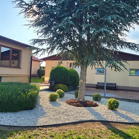 ゲストハウス Penzion Kostelany Kostelany